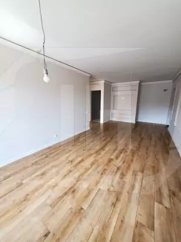 Apartament 2 camere finisat NOU, parcare subterana, zona Vivo