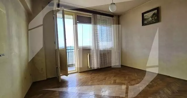 Apartament cu 2 camere, etaj intermediar, zona Iulius Mall