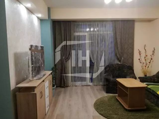 Apartament 2 camere, decomandat, parcare, zona Iulius Mall