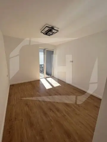 Apartament cu 3 camere finisat, etajul 1, parcare, zona Roata Faget