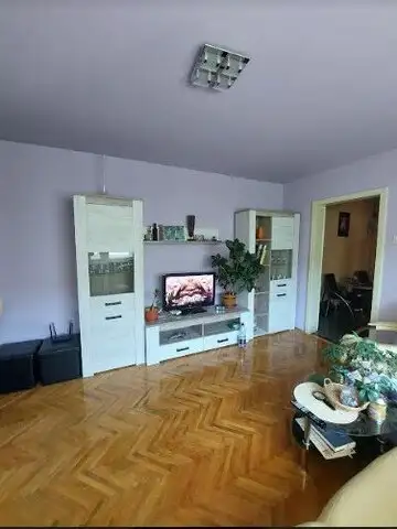 Apartament cu 3 camere, semidecom., 64 mp, Gheorgheni, Aleea Azuga