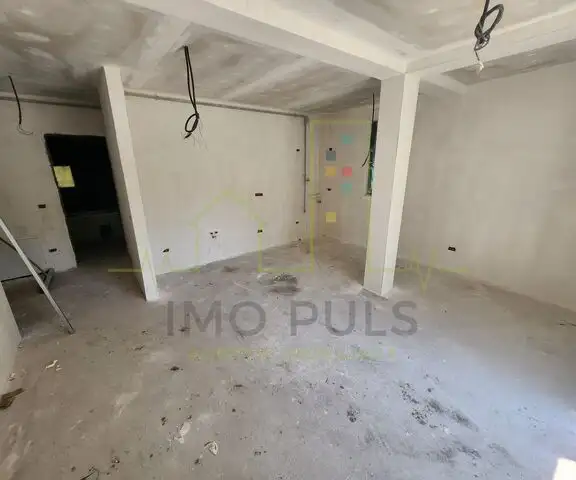 Penthouse in zona Lipovei. Terasa 41 mp. 2 Bai