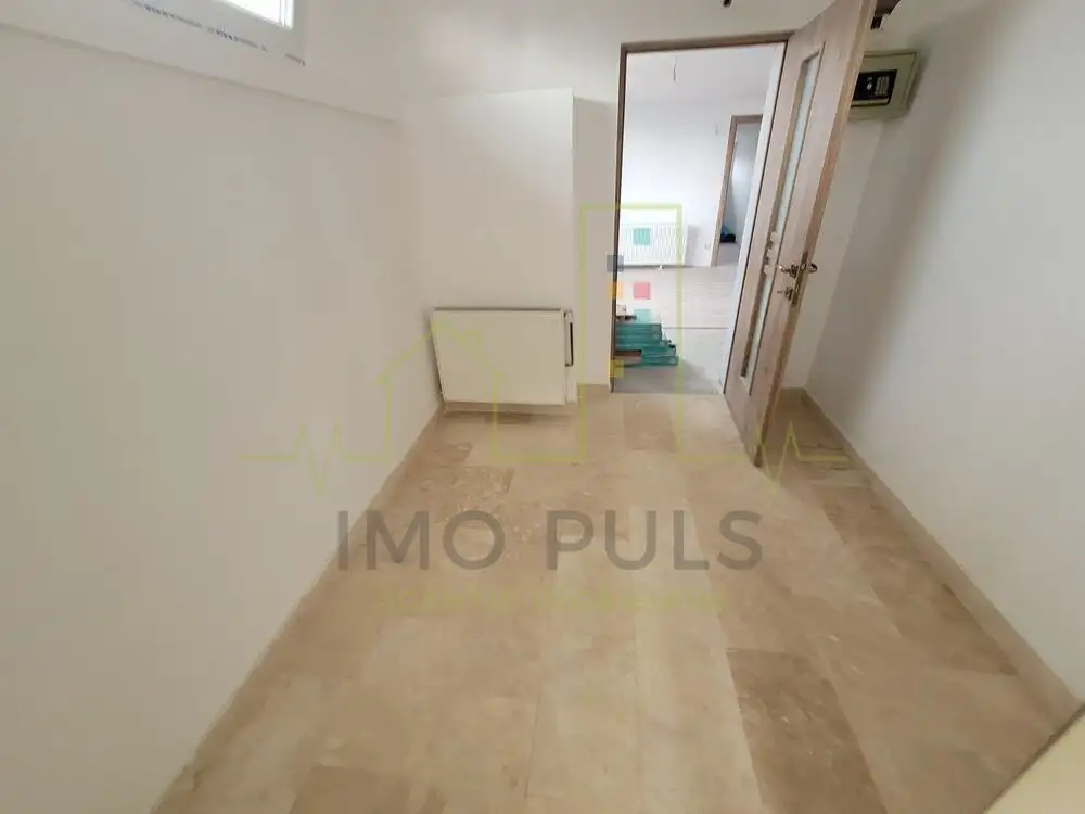 Apartament pe 2 nivele. Spatios. Aproape de Iulius Mall