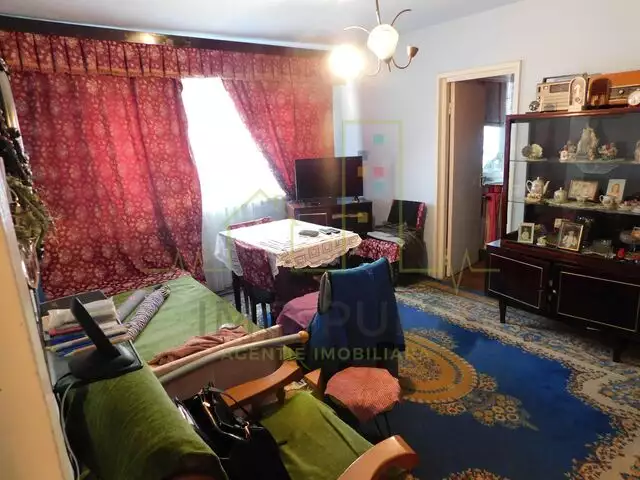 Apartament zona linistita. Etaj intermediar