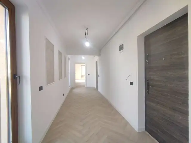 Vânzare apartament 2 camere cu terasa Generoasă zona Bazilescu