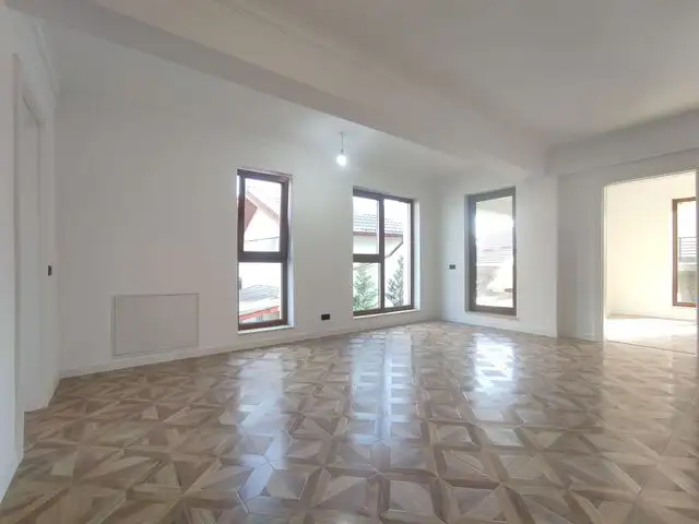 Vânzare apartament 2 camere lângă parcul Bazilescu