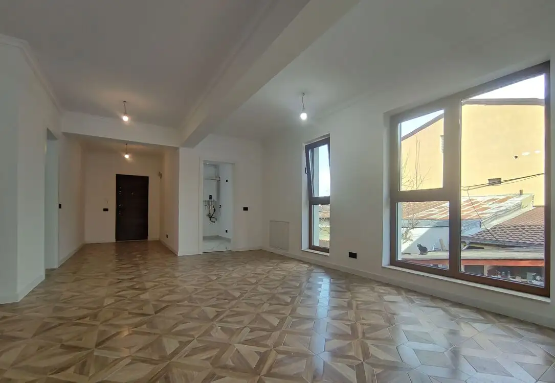 Vânzare apartament 2 camere lângă parcul Bazilescu