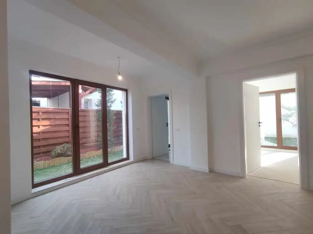 Vanzare apartament 3 camere cu gradina la 5 minute de metrou