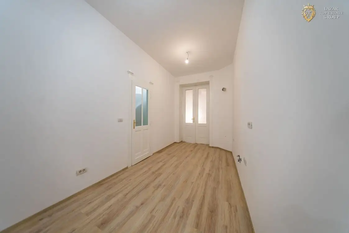 Apartament 2 camere ultracentral de vanzare