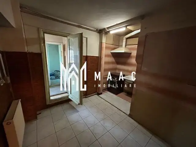 Apartament 4 camere I Central- Spitalul Județean I Etaj 1 I Decomandat