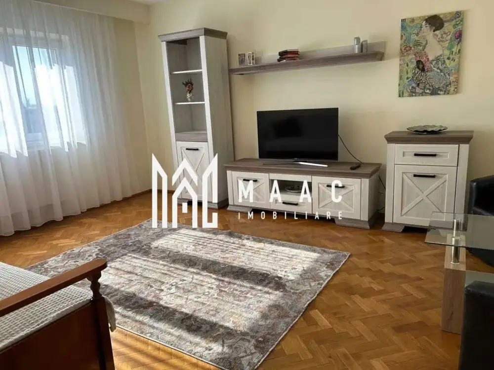 Apartament 3 camere I Decomandat I zona Centrala