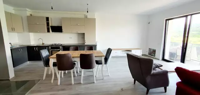 Mobitim vinde apartament cu 2 camere in Borhanci
