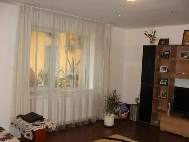 Mobitim vinde apartament in curte interioara central, Cluj- Napoca