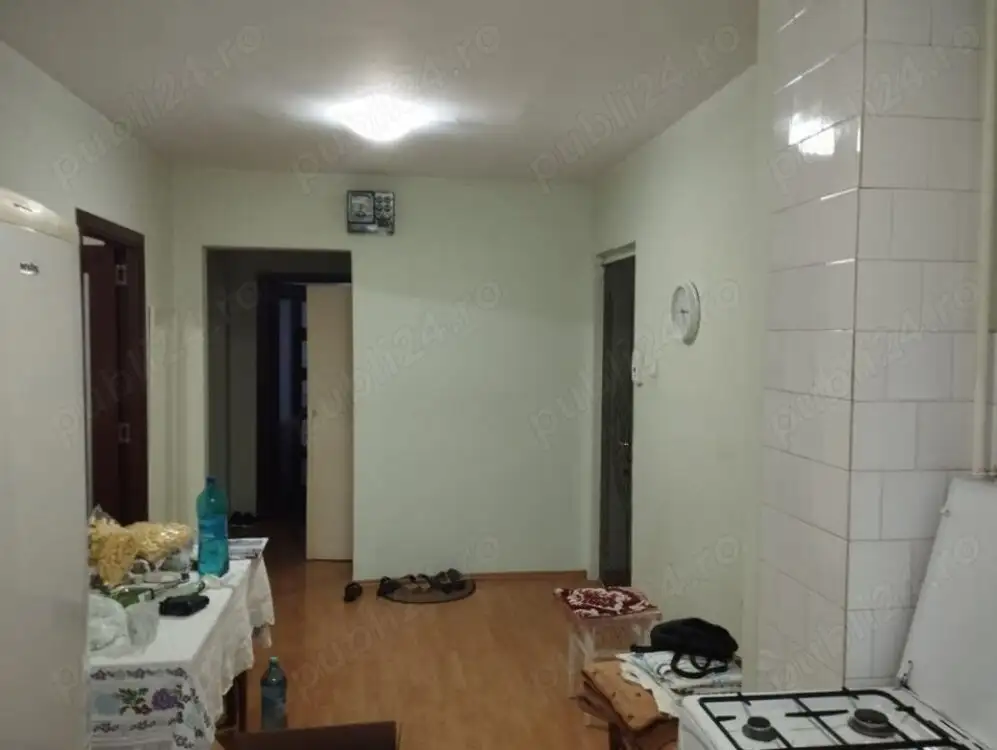 Apartament 3 camere in zona Clabucet