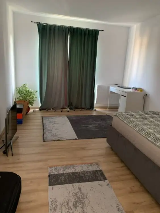 Inchiriere apartament 3 camere zona Tineretului 