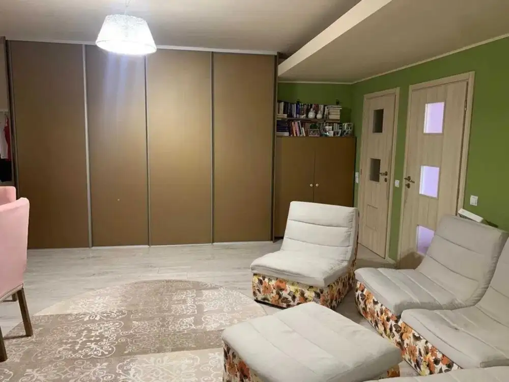 Apartament 3 camere Vivo