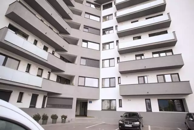 Apartament 3 camere decomandat bloc 2020 Pitesti- zona Fratii Golesti 107,5 mp!