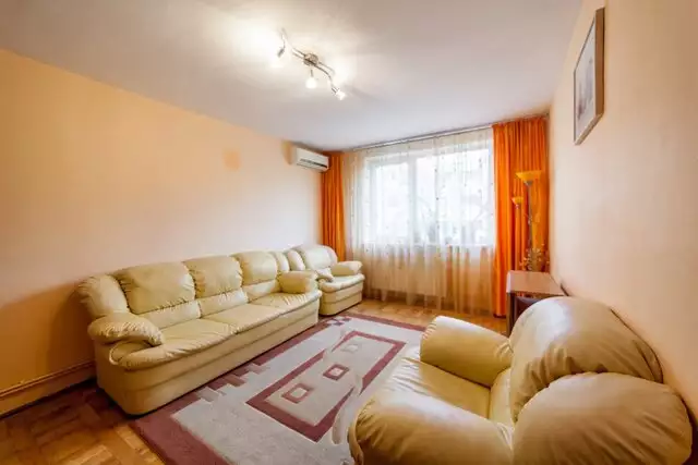 Apartament 4 camere - Banat (langa liceul Ion Barbu)