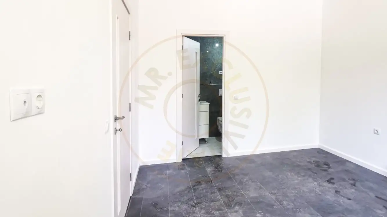 Apartament 3 camere nou, la alb, in complex privat, Corbeanca #1