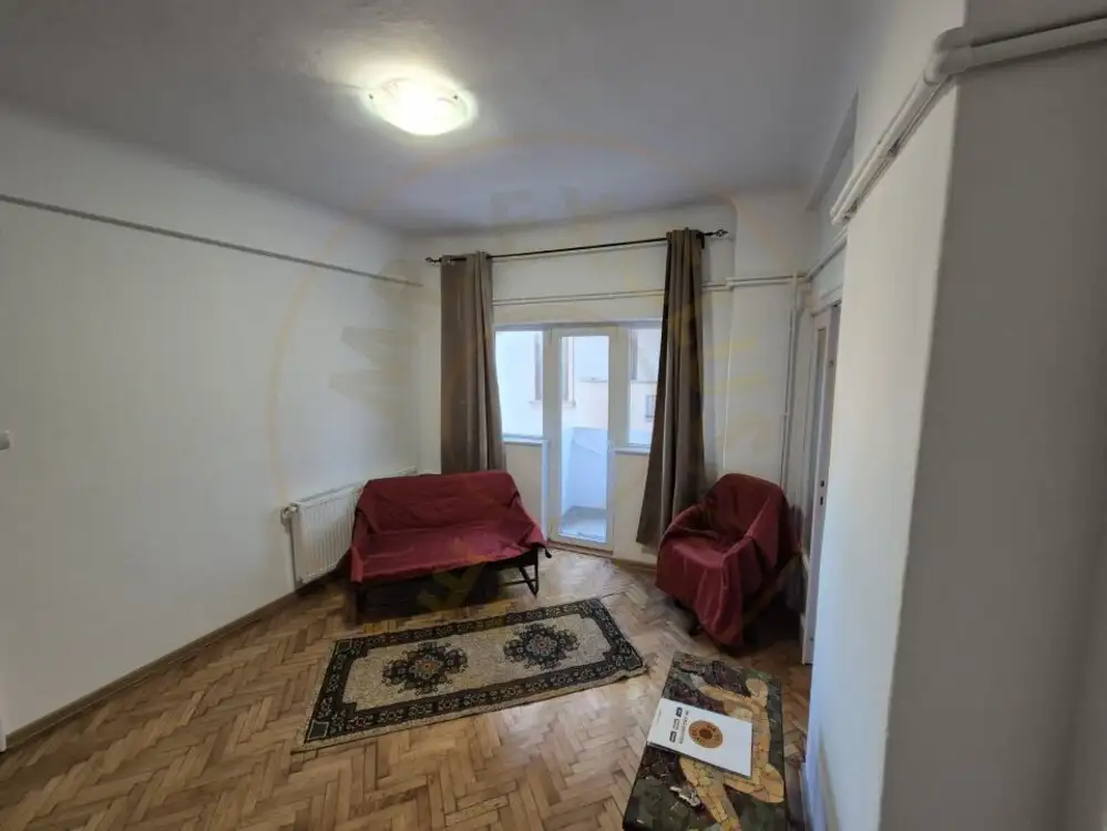 Apartament cochet de închiriat în zona Moșilor – confort și accesibilitate