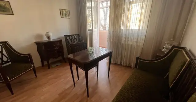 Apartament spațios cu 4 camere, zona Favorit – aproape de metrou