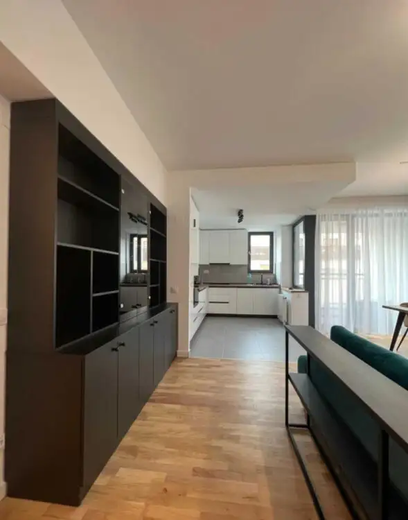 Apartament 3 camere de 