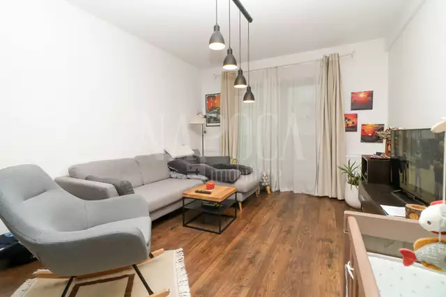 Se vinde apartament, 3 camere in Europa