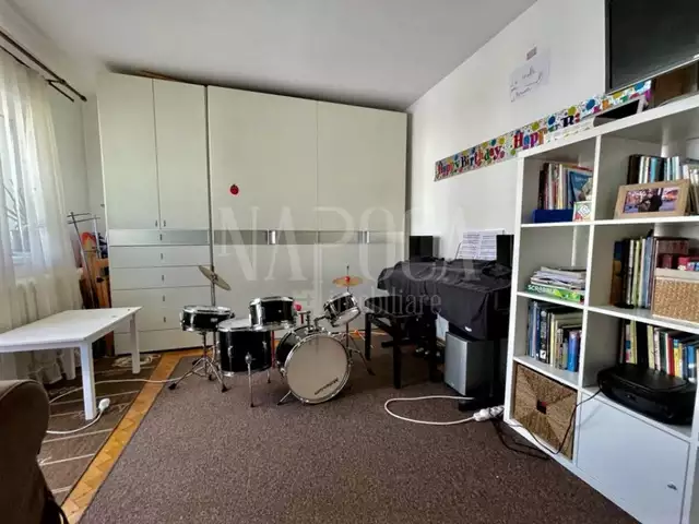 De vanzare apartament, 3 camere in Manastur