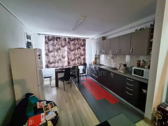 Vanzare apartament, 2 camere in Floresti