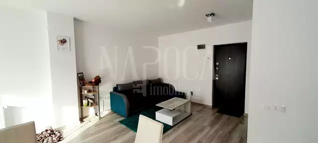 Vanzare apartament, 3 camere in Floresti