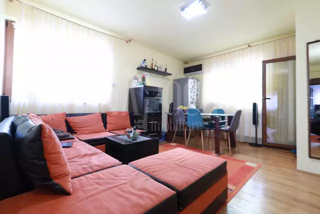 De vanzare apartament, 3 camere in Manastur