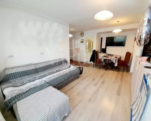 De vanzare apartament, 3 camere in Floresti