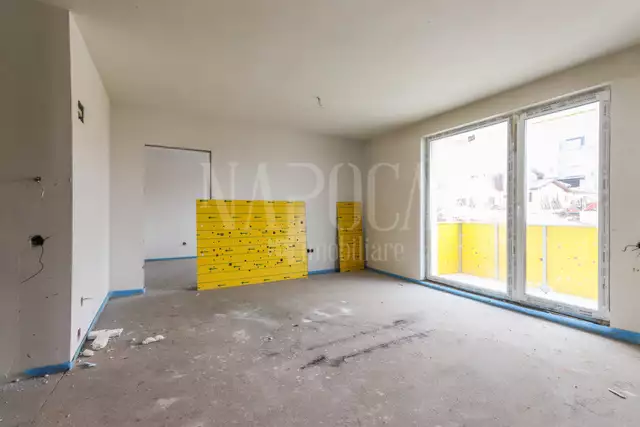 Se vinde apartament, 3 camere in Floresti