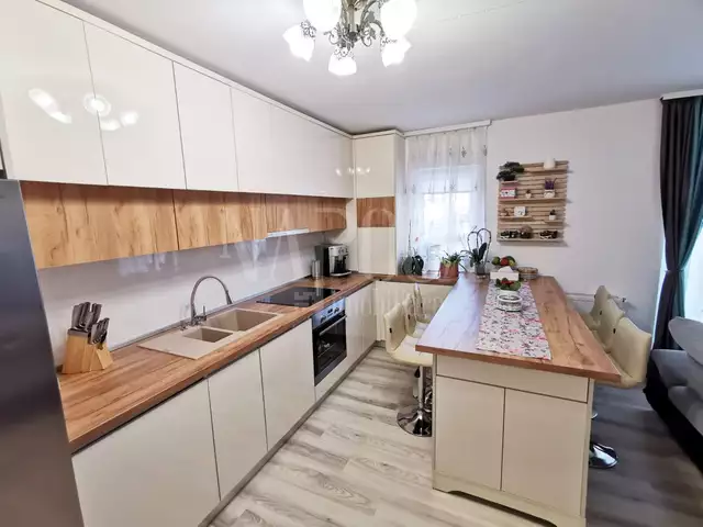 De vanzare apartament, 2 camere in Floresti