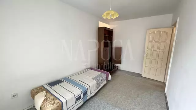 Se vinde apartament, 3 camere in Gheorgheni