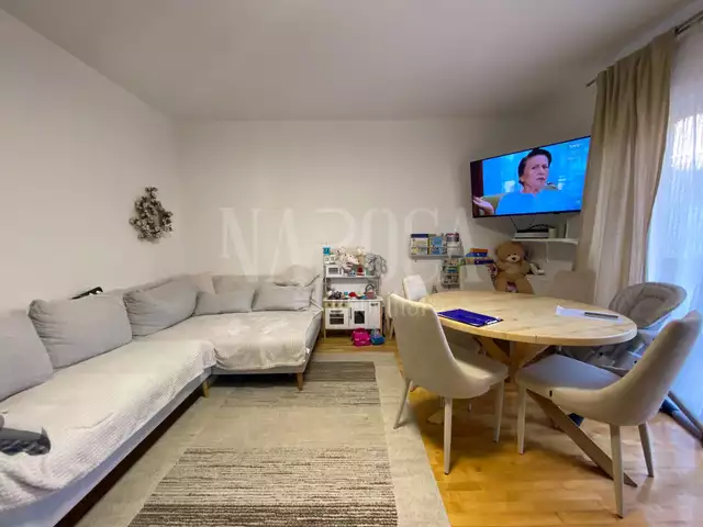 De vanzare apartament, 2 camere in Floresti