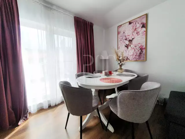 Se vinde apartament, 3 camere in Floresti