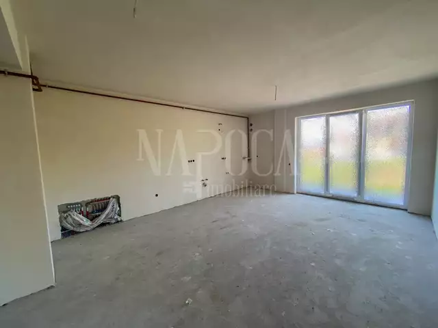 Vanzare apartament, 3 camere in Floresti