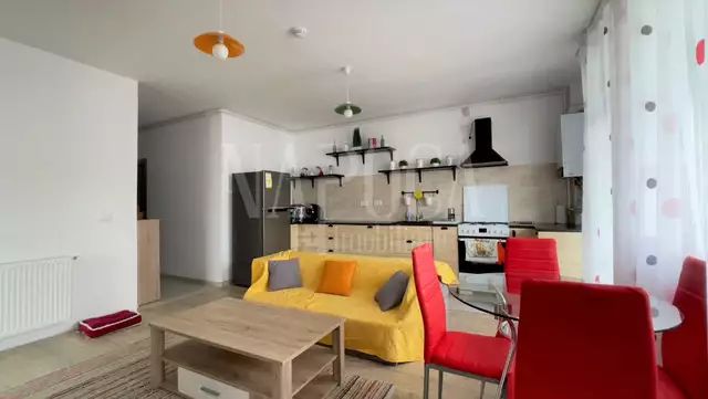 De vanzare apartament, 3 camere in Floresti