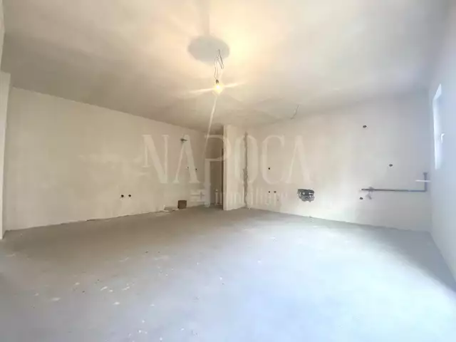 Se vinde apartament, 3 camere in Floresti