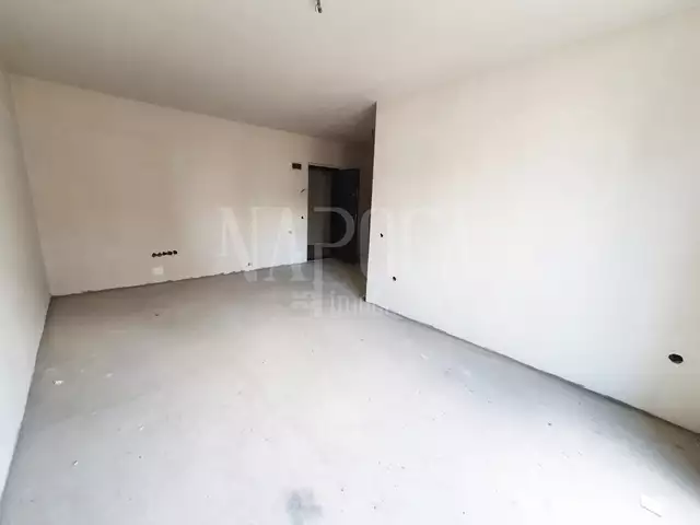 De vanzare apartament, 2 camere in Floresti