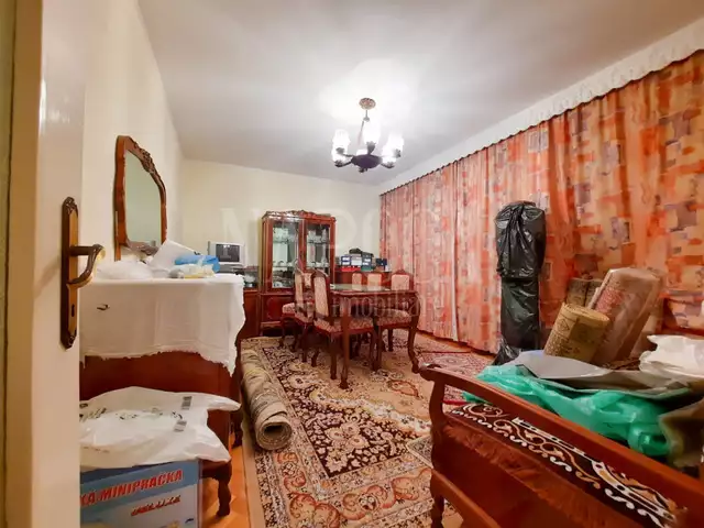 De vanzare apartament, 4 camere in Manastur