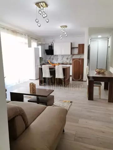 De vanzare apartament, 3 camere in Floresti