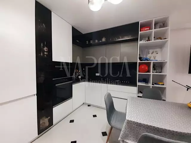 Vanzare apartament, 3 camere in Floresti