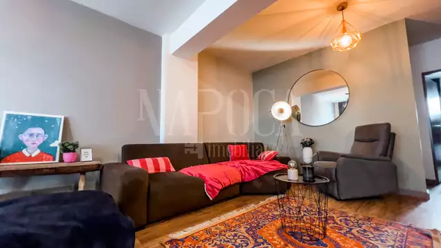 Se vinde apartament, 3 camere in Floresti