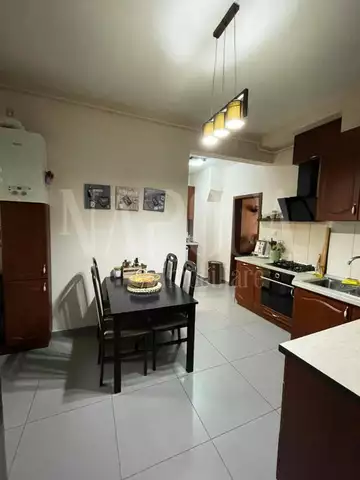 Vanzare apartament, 2 camere in Centru