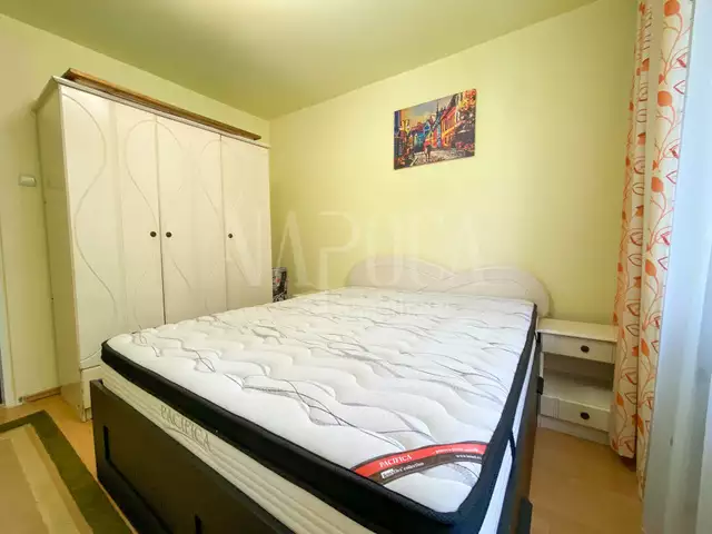 Vanzare apartament, 3 camere in Centru