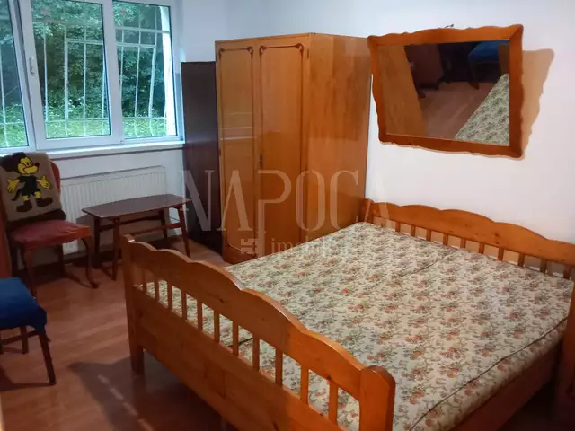 De vanzare apartament, 4 camere in Manastur