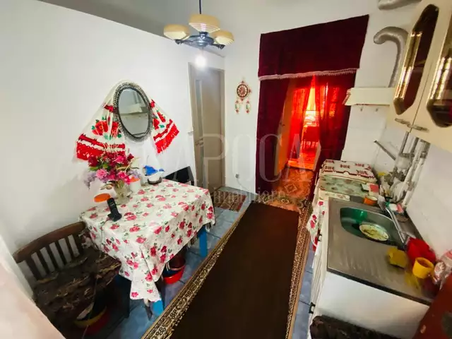 Se vinde casa, o camera in Marasti