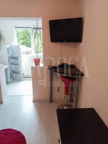 Vanzare apartament, o camera in Manastur